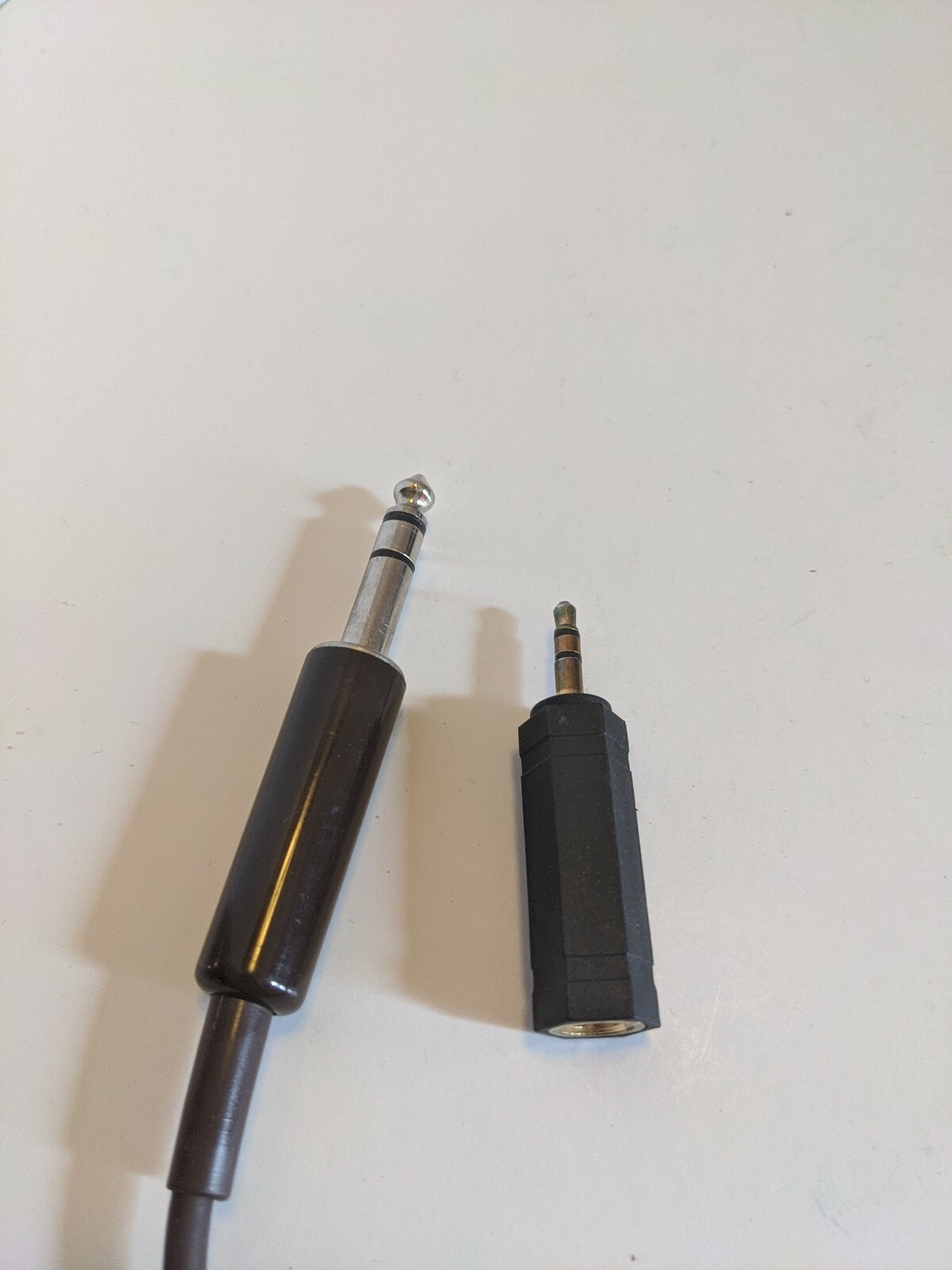 Vintage KOSS Realistic Custom Pro Stereo Headphones Bass Port Pro25