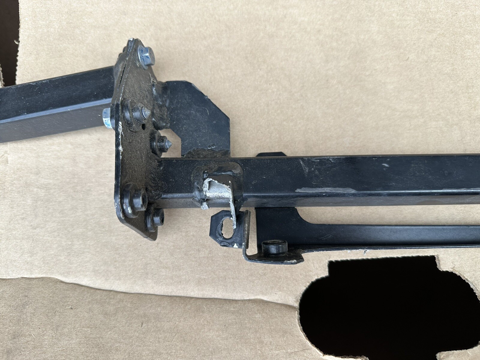 LAMBORGHINI HURACAN REAR BUMPER CROSSMEMBER SUPPORT MOUNT BRACKET OEM 4T0813753D