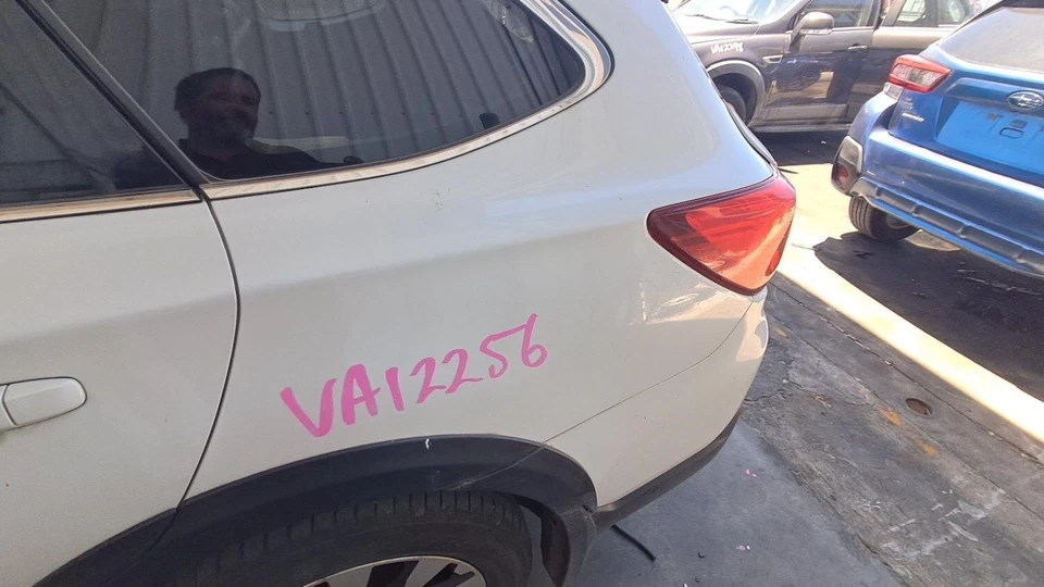 Subaru Liberty 4Th-5Th Gen Wagon Left Side Tailgate Hinge - image 4 of 4