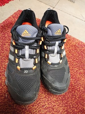 Adidas Response Trail 20 fällt aus wie Gr. 41 laut Etikett Gr. 42 US 9 Trekking