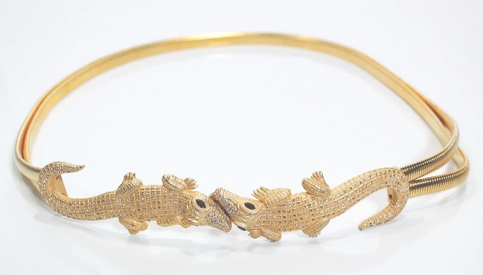 Cinturón de mujer de colección con cadena de serpiente de cocodrilo estrás tono dorado con sello de diseñador Foto 2 de 4