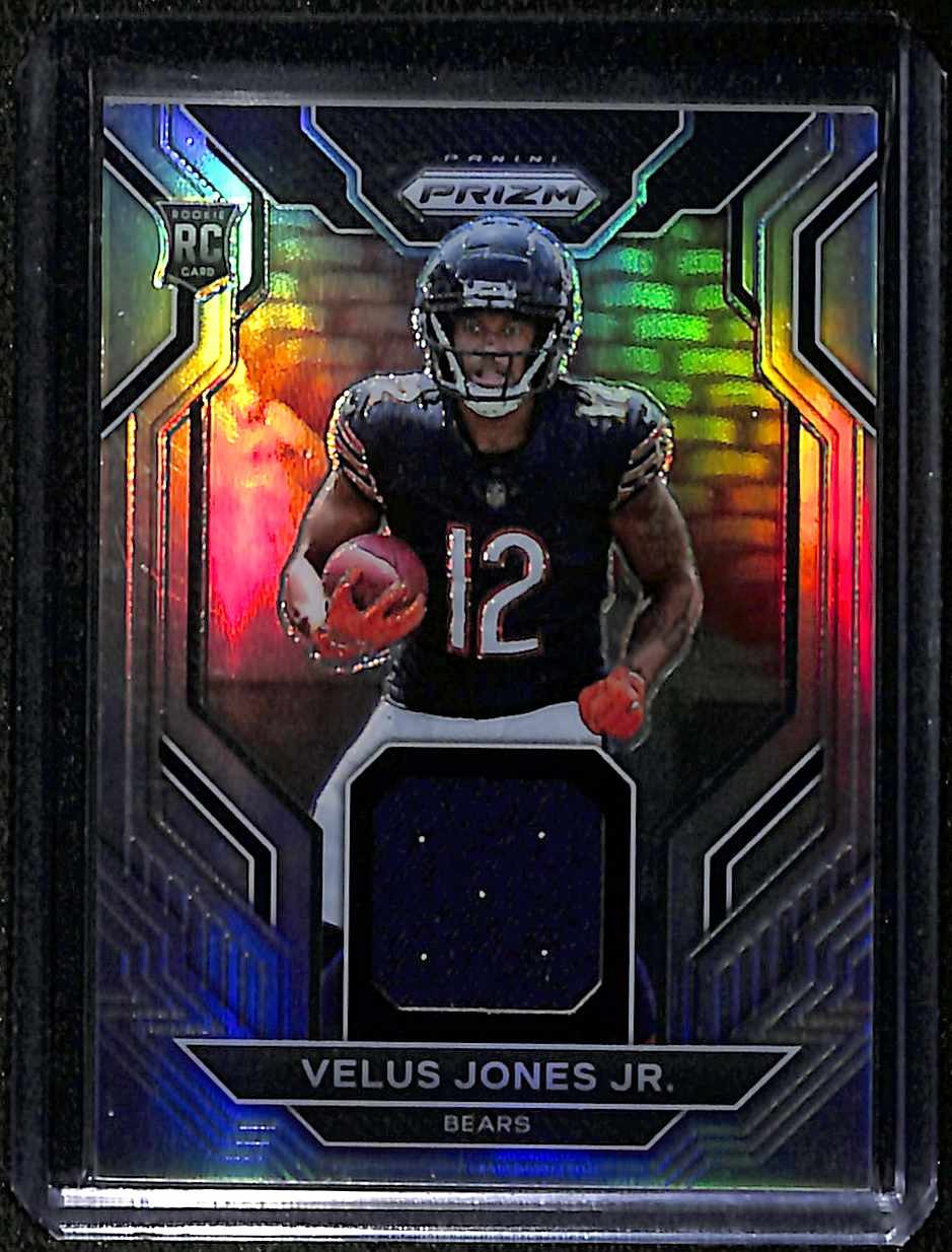 2022 Panini Prizm #RG-VJ Velus Jones Jr. Rookie Gear MEM Chicago Bears