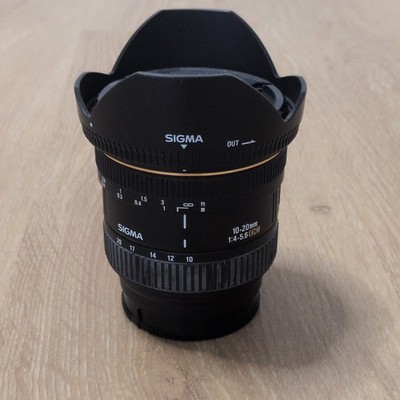 Sigma 10-20mm f/4-5.6 DC Wide Angle Zoom Lens Auto/Manual Focus 77mm