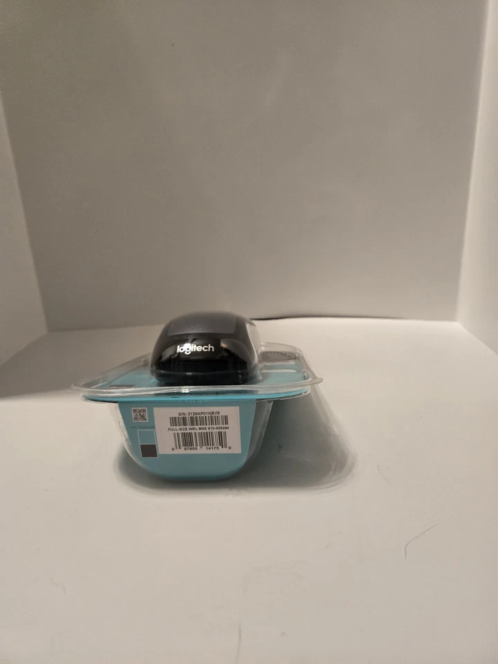 Logitech M310 Advanced Full Size Wireless Mouse Black/Gray NEW SEALED - Image 3 of 3