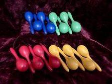 Lot of 18 Maracas Of Various Colors, Chickitas percussion instruments