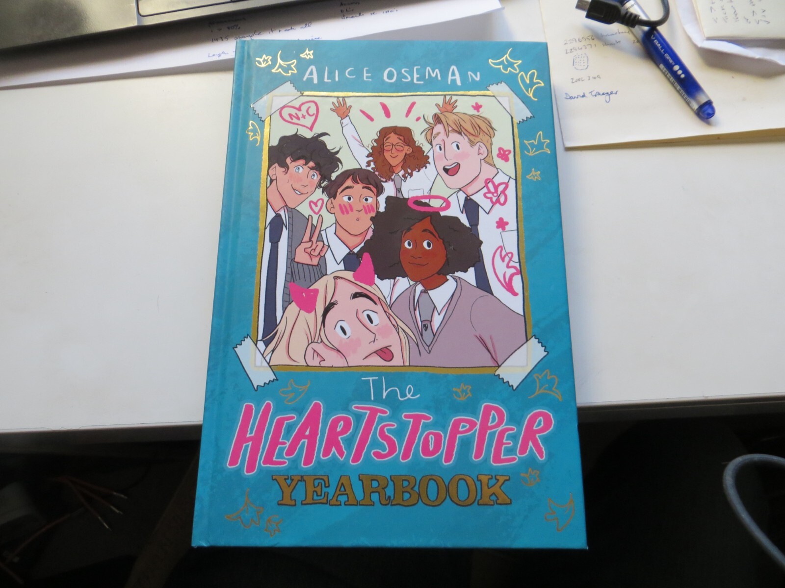 The Heartstopper Yearbook: Now a Sunday Times bestseller! - Oseman, Alice