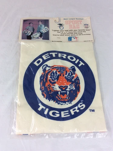Detroit Tigers Sport Bag Duffle Bag With Older Tigers Logo New Sealed