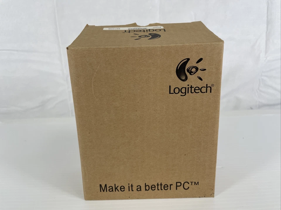 Logitech S-100 White 5 Watts RMS 2.0 Manual Volume Controller Speaker Aux 3.5 - Image 4 of 4