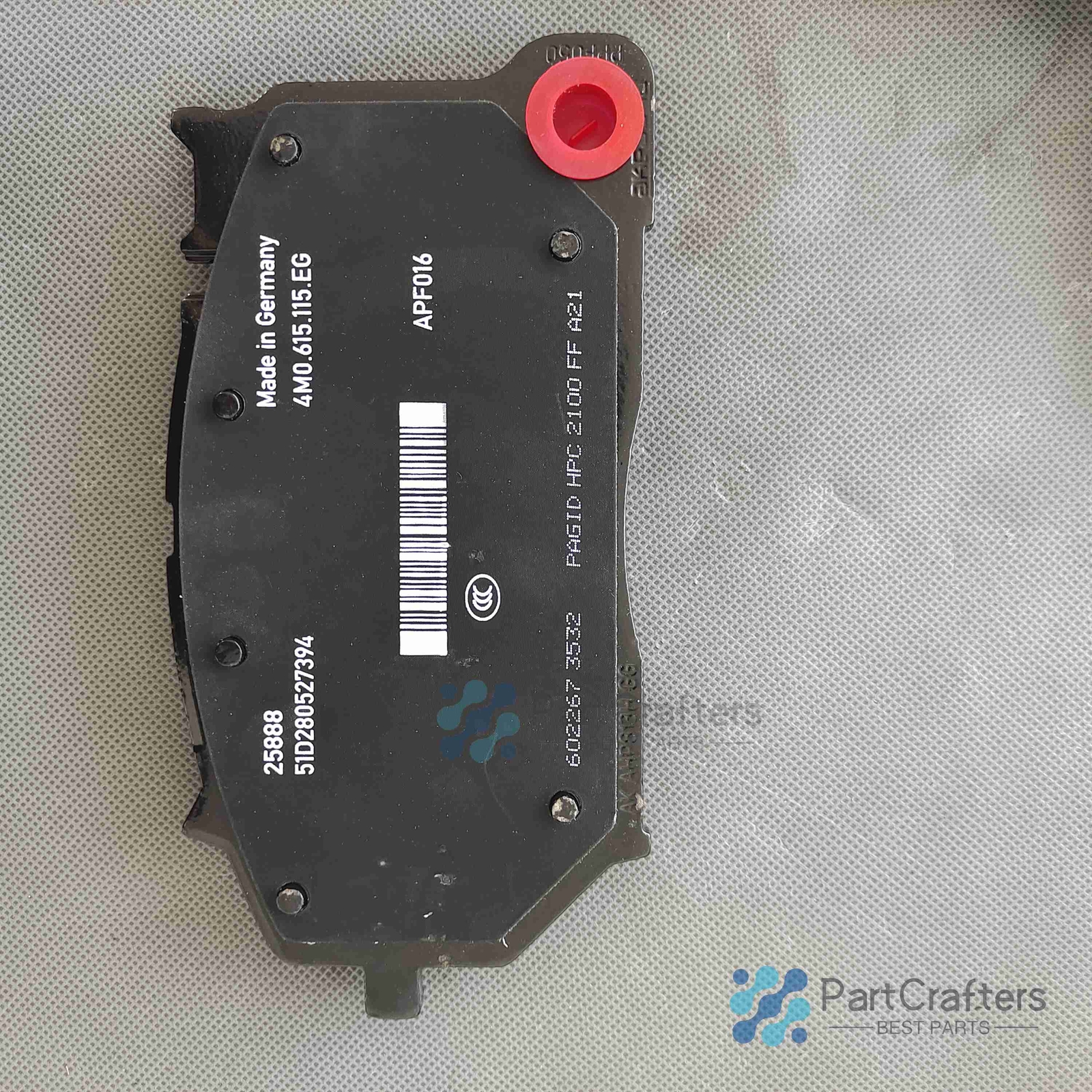 NEW Front Brake Pad Kit With Sensors For Lamborghini Urus 18-20 4M0698151AR