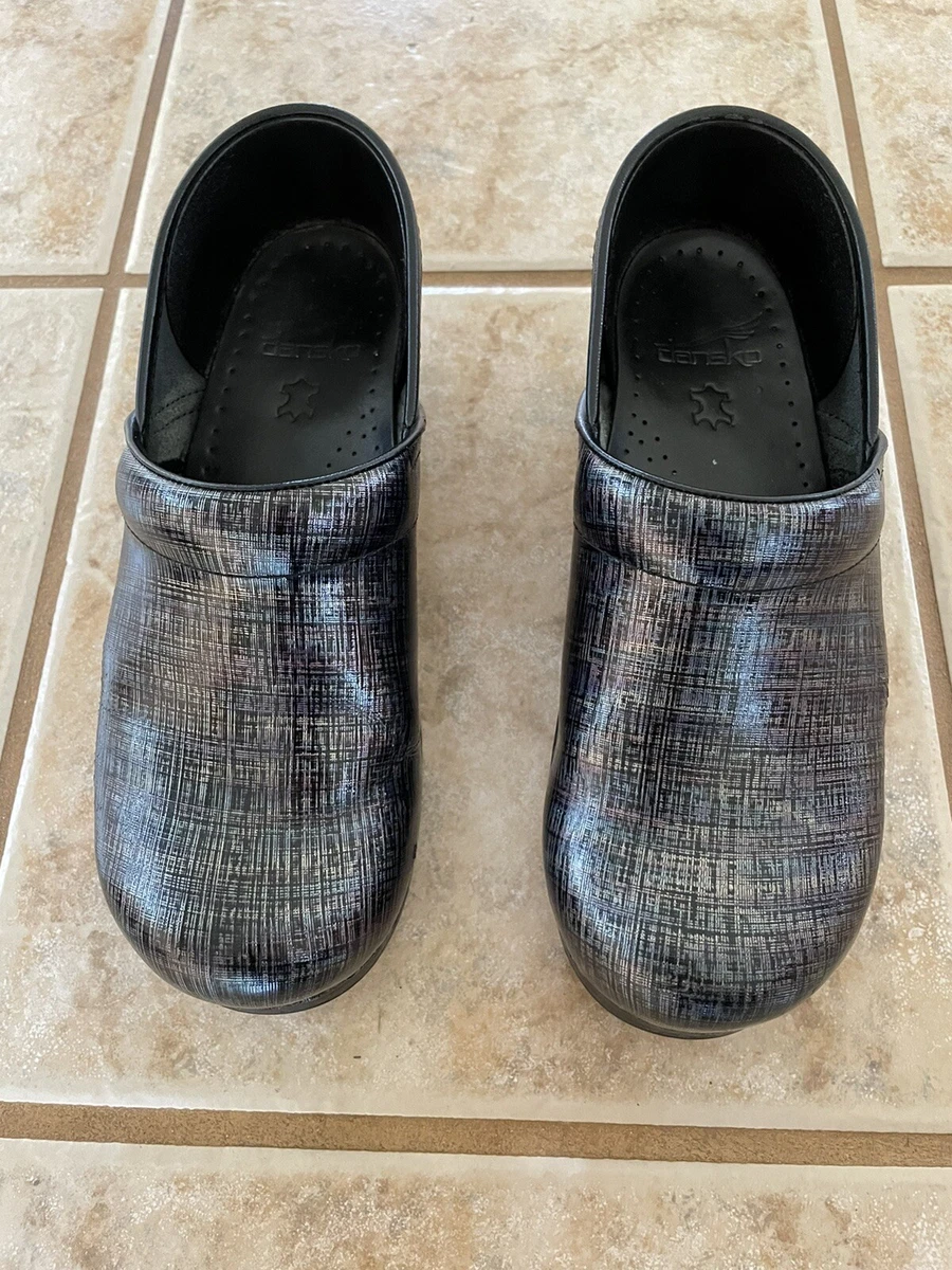 Dansko Professional Clogs Size 38 Black Stripe Matte eBay