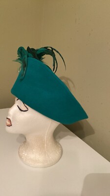 Beautiful Emerald Green Dress/Church Hat By Jack McConnell  display picture 2