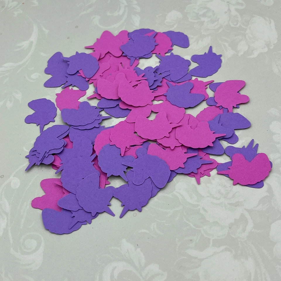 Troquelado en forma de unicornio de 1 pulgada en cartulina rosa y púrpura, 90 piezas, confeti Foto 2 de 3