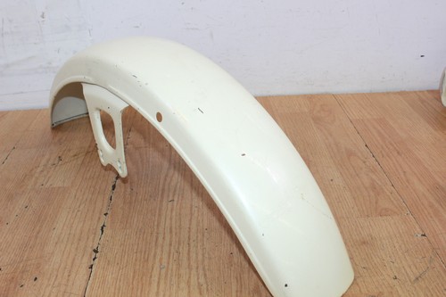 1979 Yamaha RD400F Daytona Special Front Fender - Picture 13 of 18