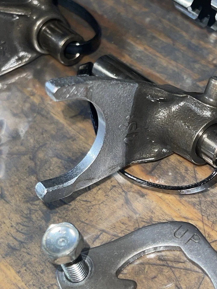 2006 Honda CRF250R коробка передач и переключение передач в сборе - Изображение 3 из 4