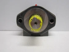 ZERO-MAX INC (210-DP) OVERHUNG LOAD ADAPTOR 1 IP/OP, Cast Iron, Quantity 1