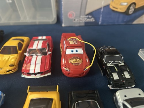 Posten Zip Zaps Micro RC's Karosserien, verschiedene Räder & Reifen, Koffer & Rennbahn ungetestet - Bild 4 von 16