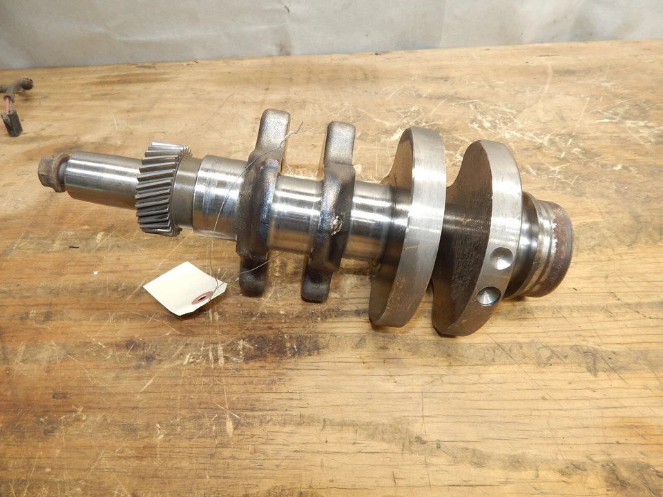 Cigüeñal motor diésel Yanmar 2TNV70/TK270VFM 119415-21700 Foto 2 de 4