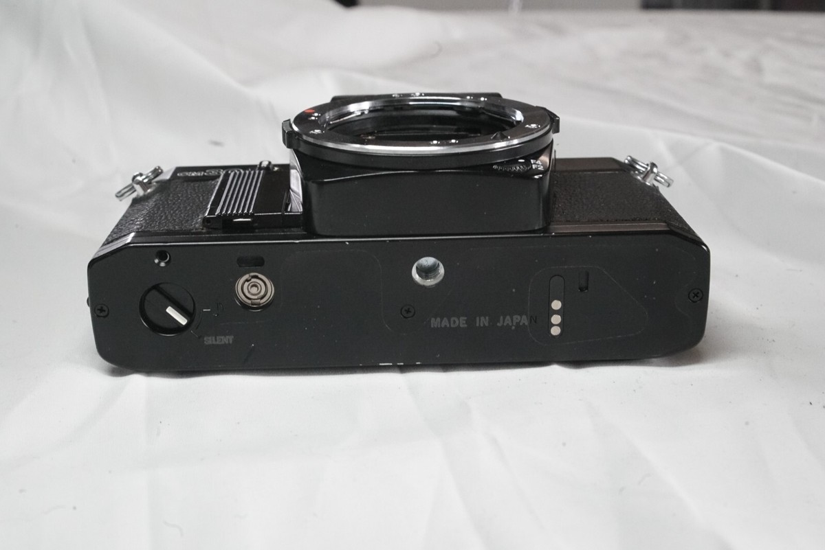 Excellent] Olympus OM30 Black 35mm SLR Film Camera + 35-70mm F4