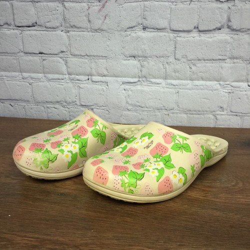 Ladies Lightweight Forum Outdoor Cloggie's - Strawberry Design - Picture 3 of 6