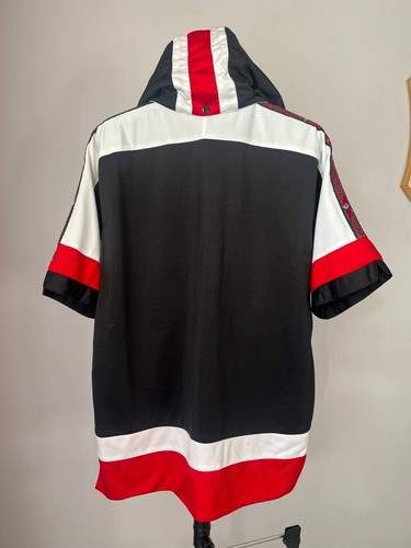 CHICAGO BULLS 90s WARM UP NBA HOODED JERSEY VINTAGE CHAMPION JORDAN MENS SIZE M - Picture 2 of 11