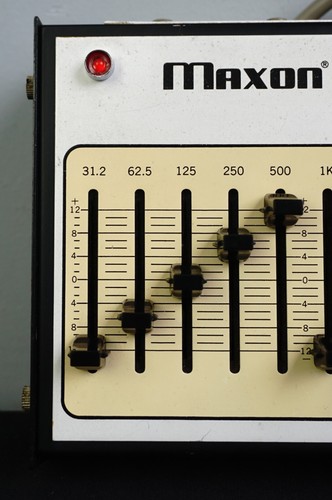 Maxon GE-100 Vintage Graphic Equalizer - 100V - Picture 2 of 16