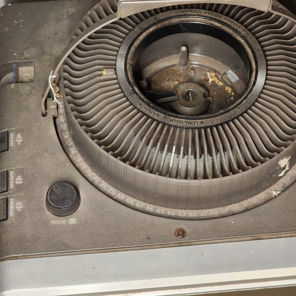 Telex Caramate 4000 Slide Viewer Projector Lamp Power NOT Tested 4000 -  17" H - Image 3 of 4