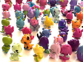 Hatchimals Mixed Lot of 280 Pieces Colleggtibles Mini Figures Toys SML +RARES