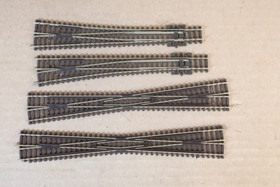 PECO N GAUGE LONG 1 x RIGHT & LEFT POINT TRACK & 2 x CROSSING 158mm long om