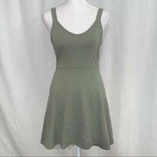 Forever 21 Women’s Sleeveless Army Green Dress Size S
