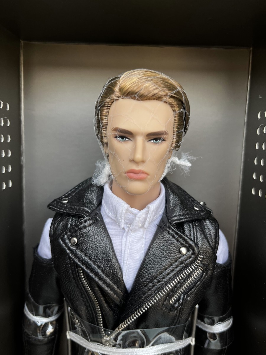 Integrity Toys Level of Suspense Lukas Maverick™ 2019 Integrity Toys Level of Suspense Lukas Maverick™ 2019