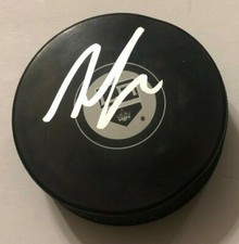 TREVOR LEWIS SIGNED LOS ANGELES KINGS HOCKEY PUCK W/ CASE COA