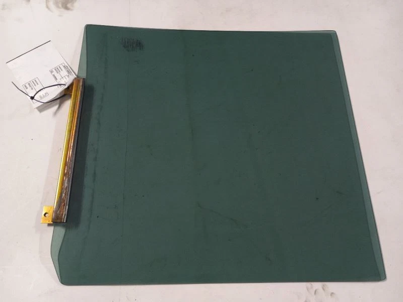  后乘客门玻璃适合 Land Rover Discovery 2000 - 2004  — 第 3/4 张图片