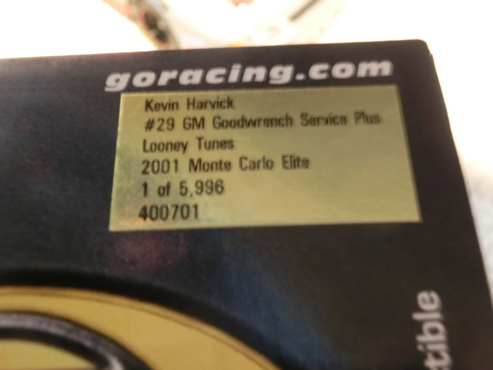 Kevin Harvick #29 Goodwrench/Looney Tunes/2001 Monte Carlo Elite  1/24 Diecast - Image 2 of 4