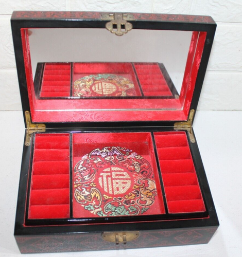 Elegant Asian Gloss Black & Red Lacquered Jewellery Ring Box Velvet Inner Shelf - Picture 8 of 17