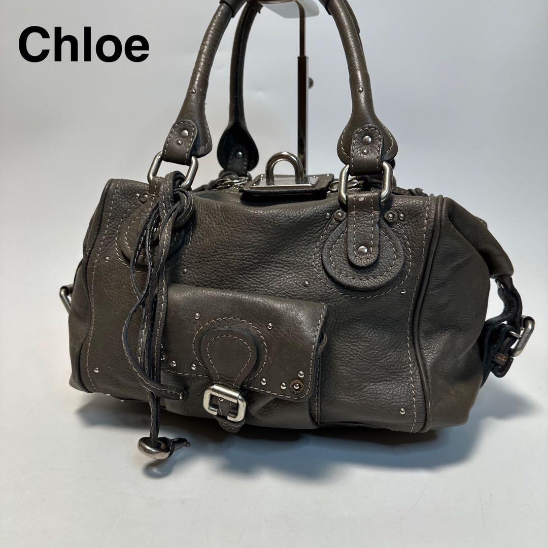 Chloé ブラックレザー ハンドバッグ ゴールドロック付き　パディントン Chloé ブラックレザー ハンドバッグ ゴールドロック付きパディントン