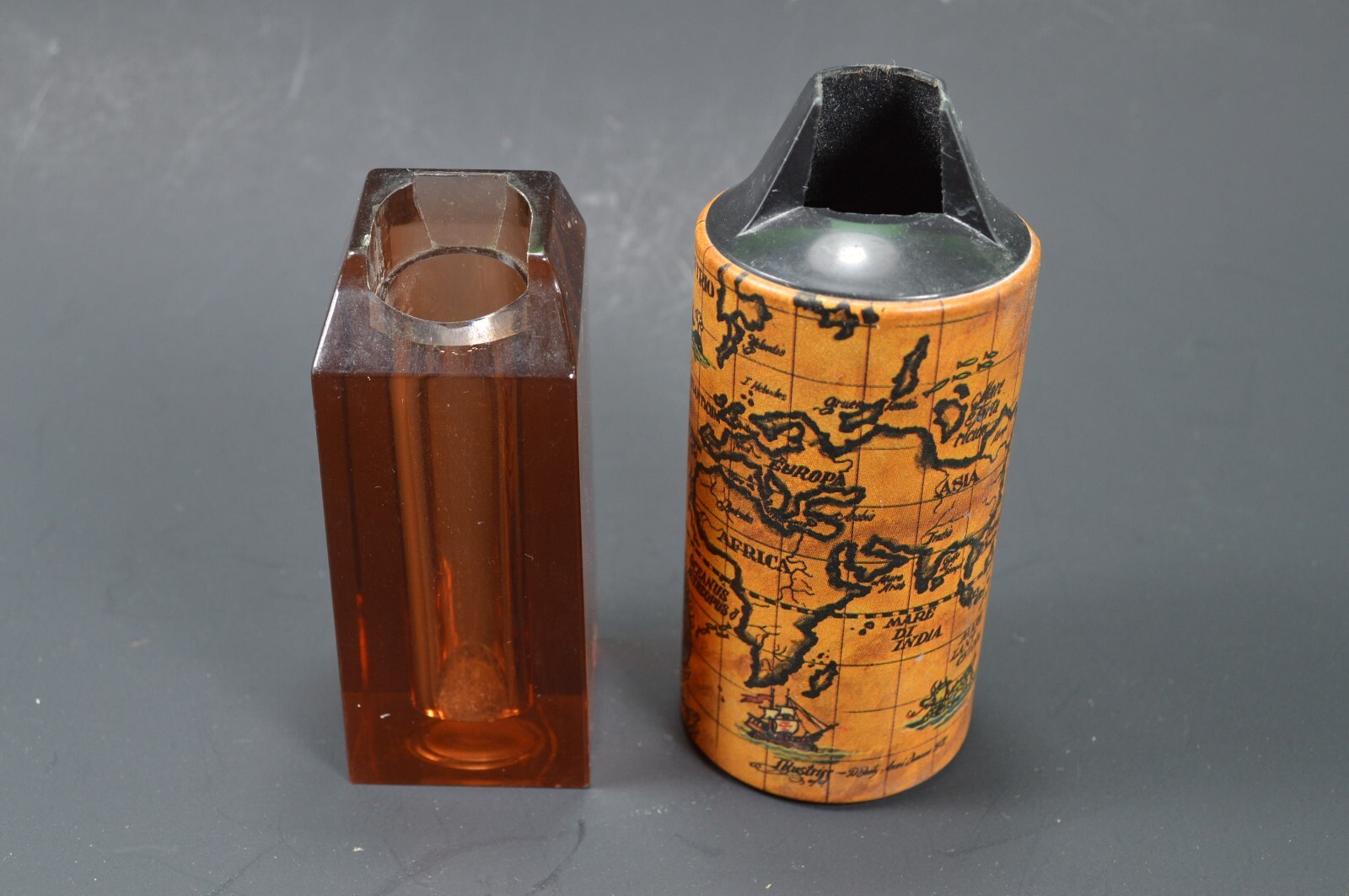 Holders,amber Lucite,cricket Gillette World Map