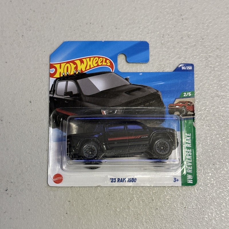 2025 Hot Wheels '23 Ram 1500 HW Reverse Rake Black Short &long Card w/protectors