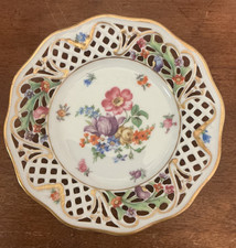 Schumann Bavaria Reticulated Plate Dresden Flowers Rare approximately 6 1/4