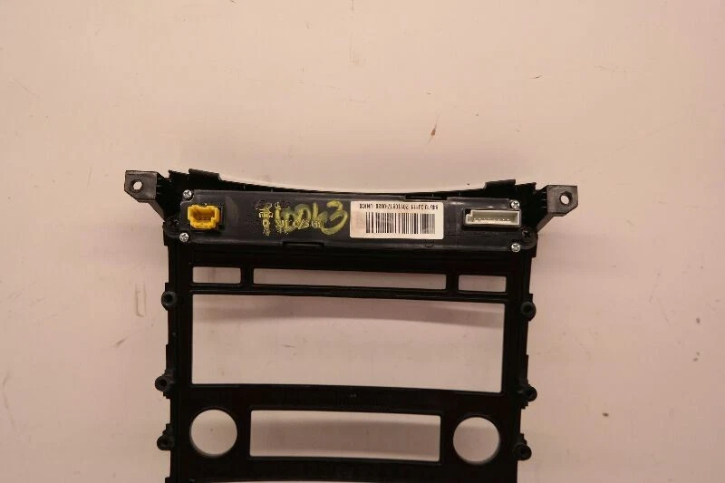 Hyundai Veracruz 2007-2012 radio bisel embellecedor Foto 3 de 4