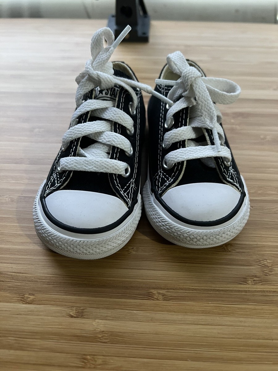 Converse All Star kids Size Baby/Toddler Low Great