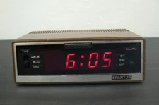 Spartus Alarm Clock Wood Grain Digital Red Number Display Electric Brown 1120-C1