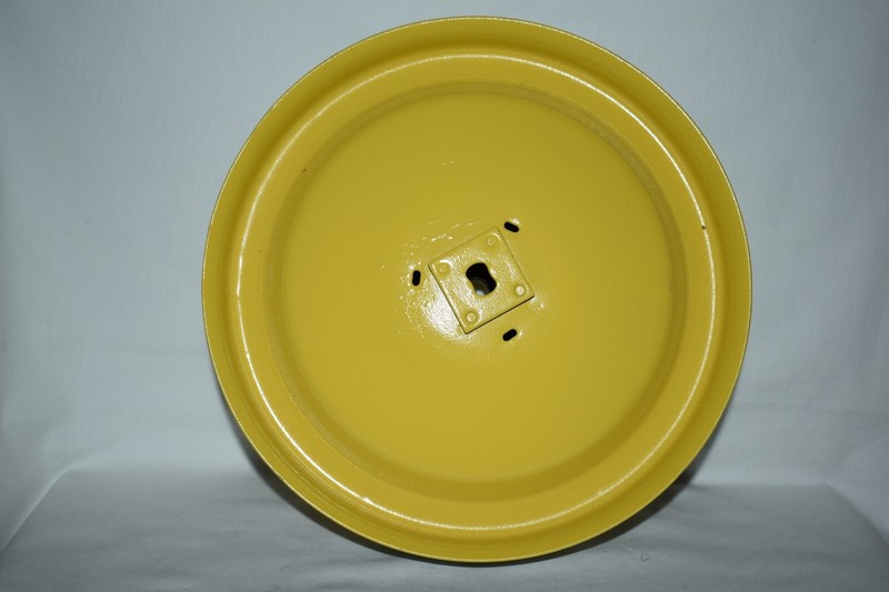 Ertl Rear Drive Side Tire Rim Metal For Pedal Tractor