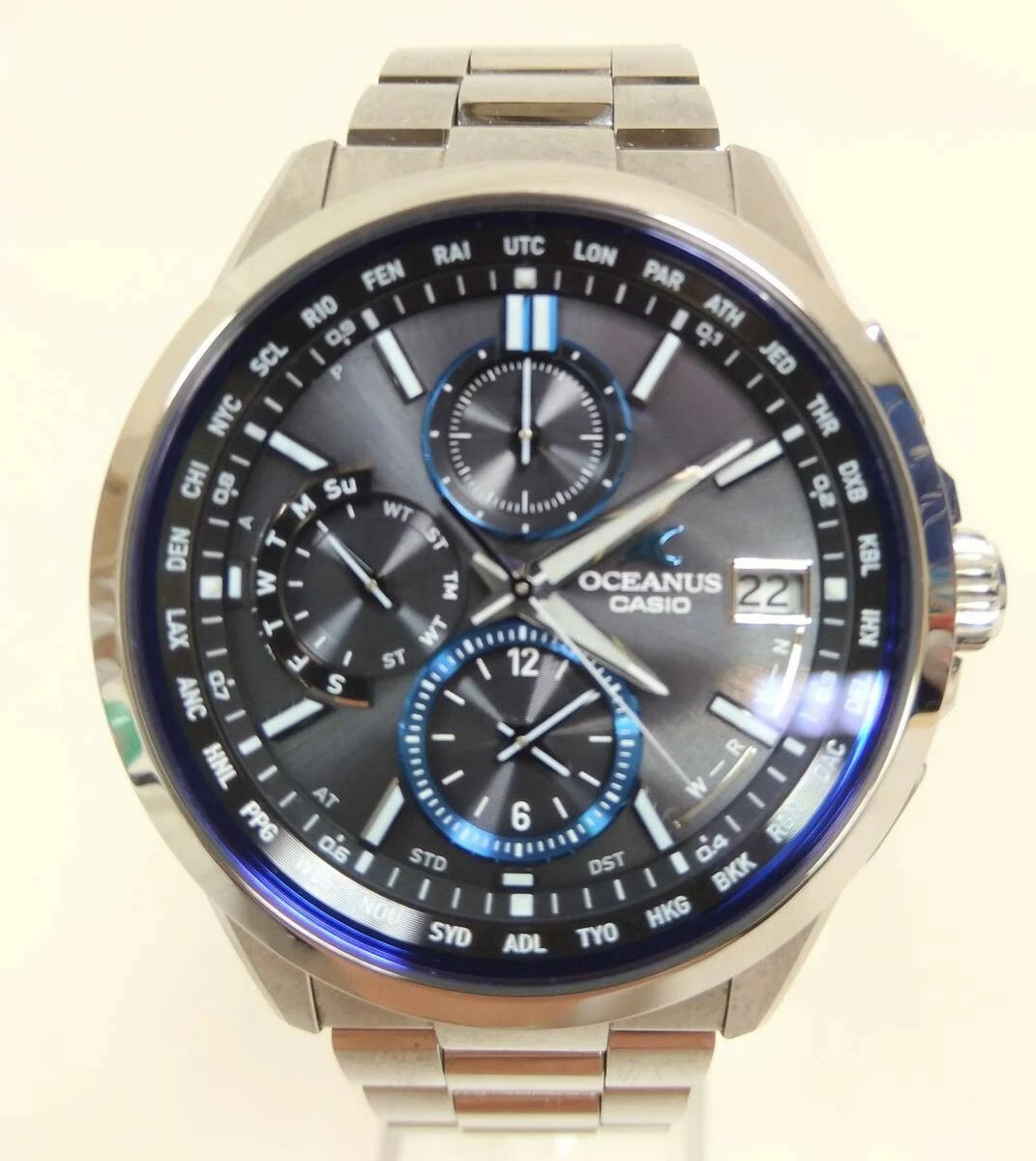 CASIO Oceanus OCW-T2600-1AJF Radio solar [Near Mint]