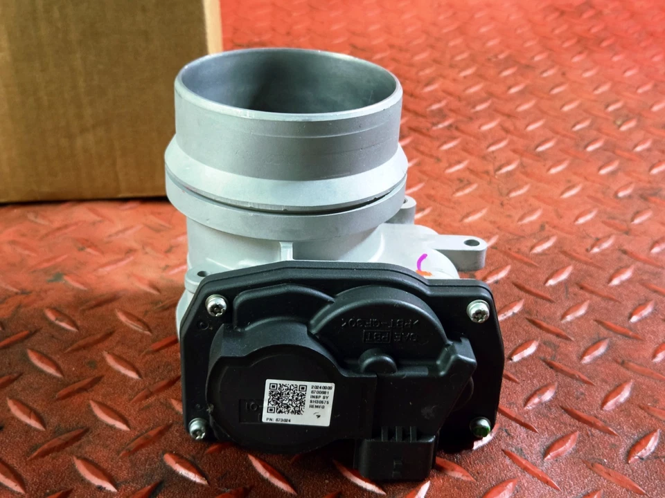 Carrocería de acelerador Cardone Reman 2006-2008 para Chevrolet Silverado 2500 3500 6,6 l Foto 3 de 4