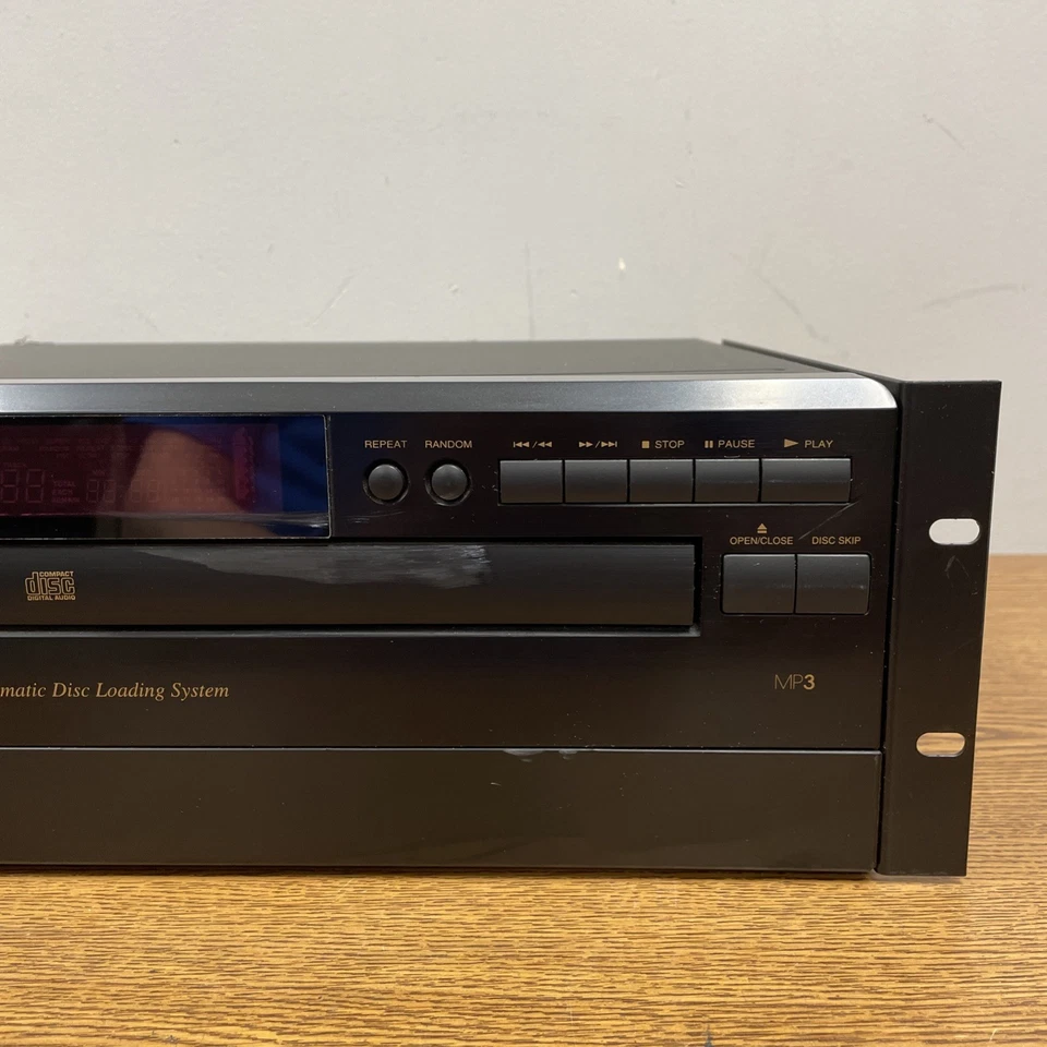 Denon DCM-280 5 Bay CD Auto Changer - Image 3 of 4