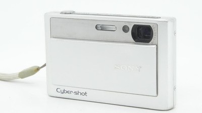 美品　SONY Cyber-shot DSC-T20 ホワイト 本体 Sony Cyber-shot DSC-T20 Camera 8.1MP Silver Tested w/ Battery Etc