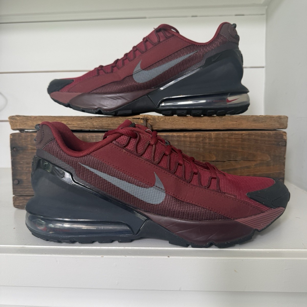 Nike Air Max Pulse Roam New Red Burgundy Shoes Men display picture 1