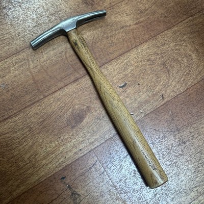 Whitehouse Polsterer Tack Hammer 10oz.