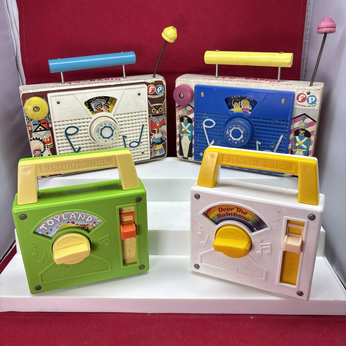 60's vintage「FISHER PRICE」ピーカブー TV オルゴール Fisher Price 60's vintage「FISHER PRICE」ピーカブー TV オルゴール Fisher Price