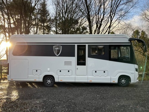 2020 Morelo Palace 85L Motorhome / Campervan / A-Class - Picture 5 of 24